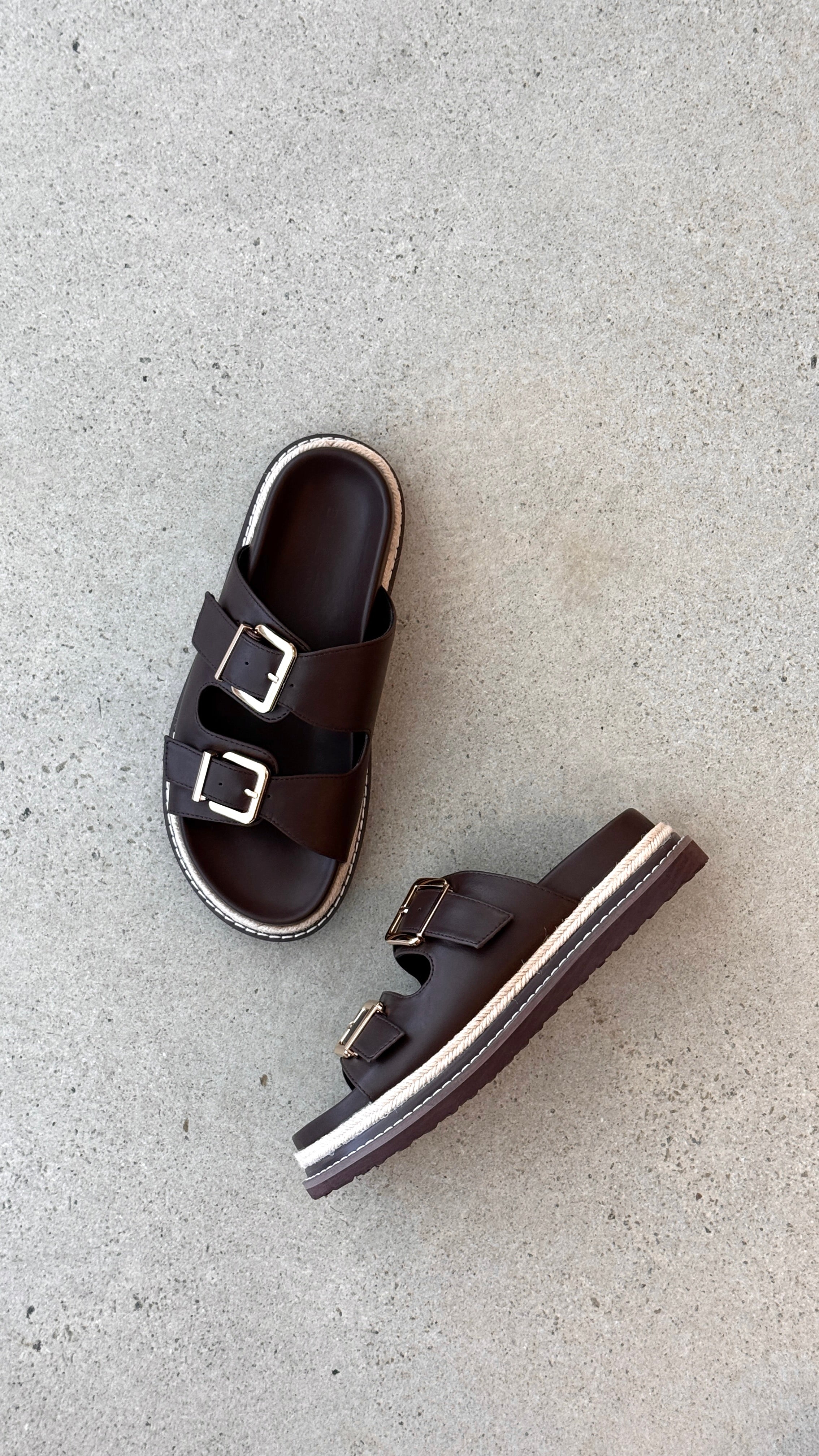 Alder Slide - Black