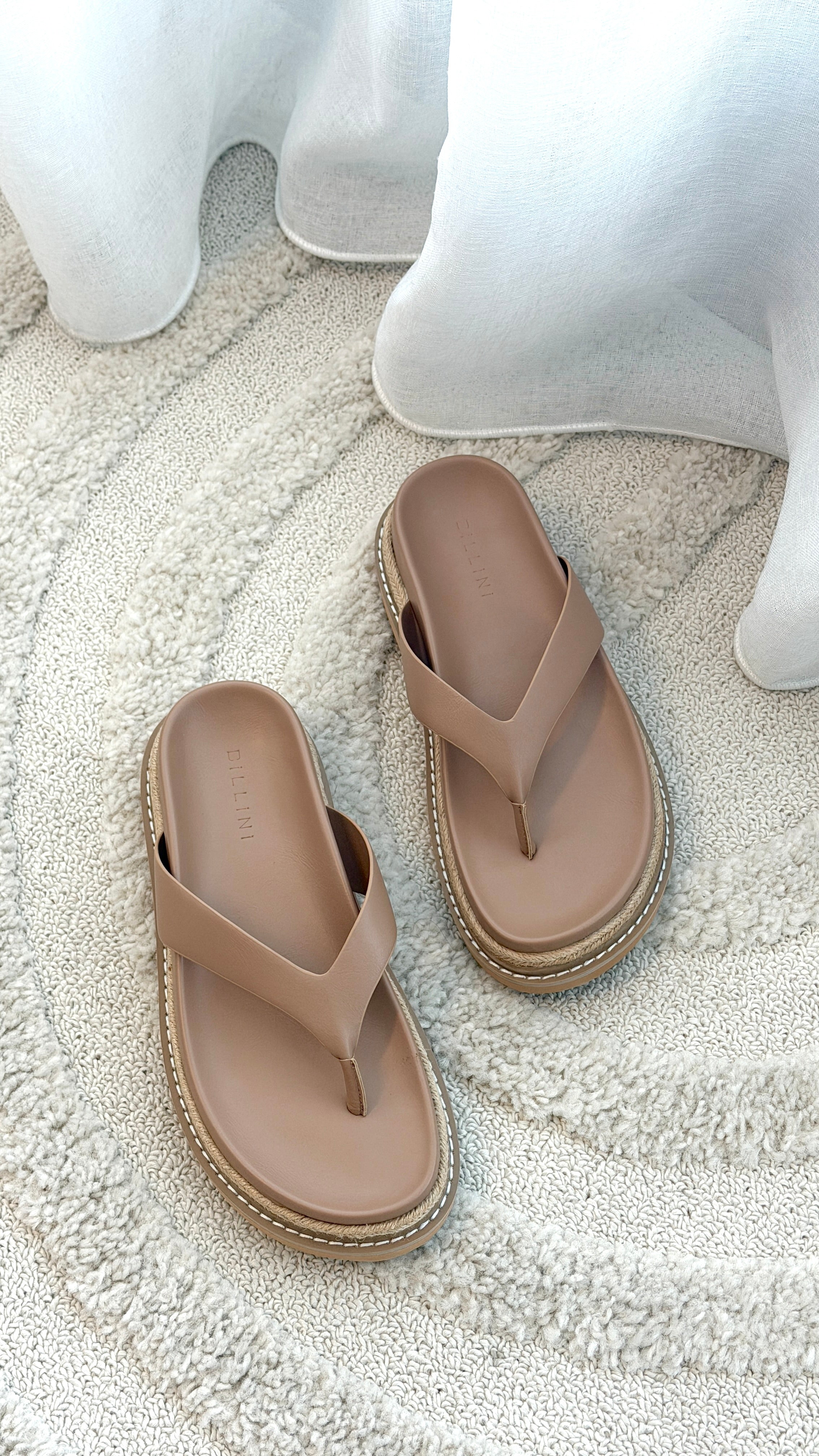 Arlette Slide - Light Cashew