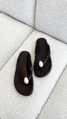 Antonie Thong - Chocolate