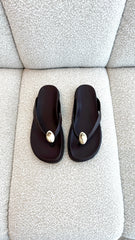 Antonie Thong - Chocolate
